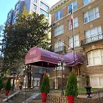 District Hotel